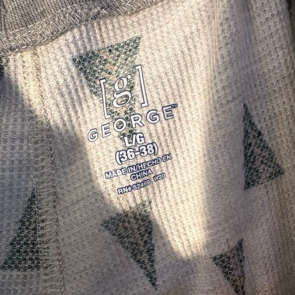 George Men's Holiday 🎄Thermal 2 Piece Pajama Set | Size L | Festive Waffle Knit - Picture 8 of 12